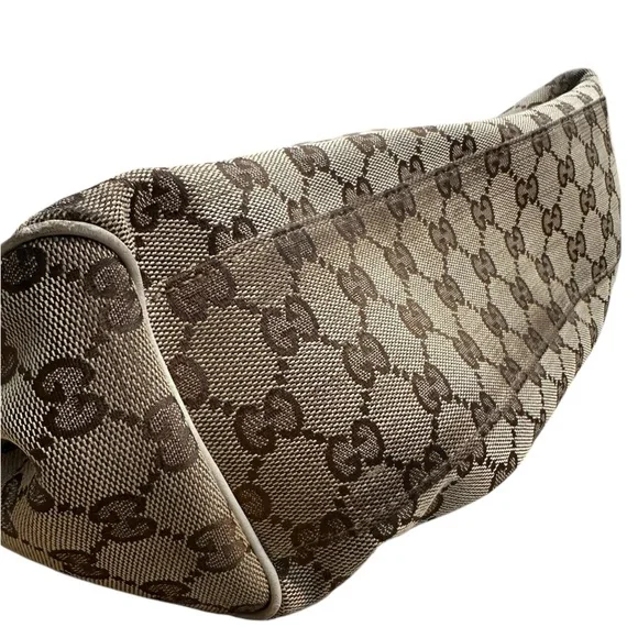 GUCCI Beige/White GG Canvas Medium Sukey Tote Bag - Picture 9 of 11
